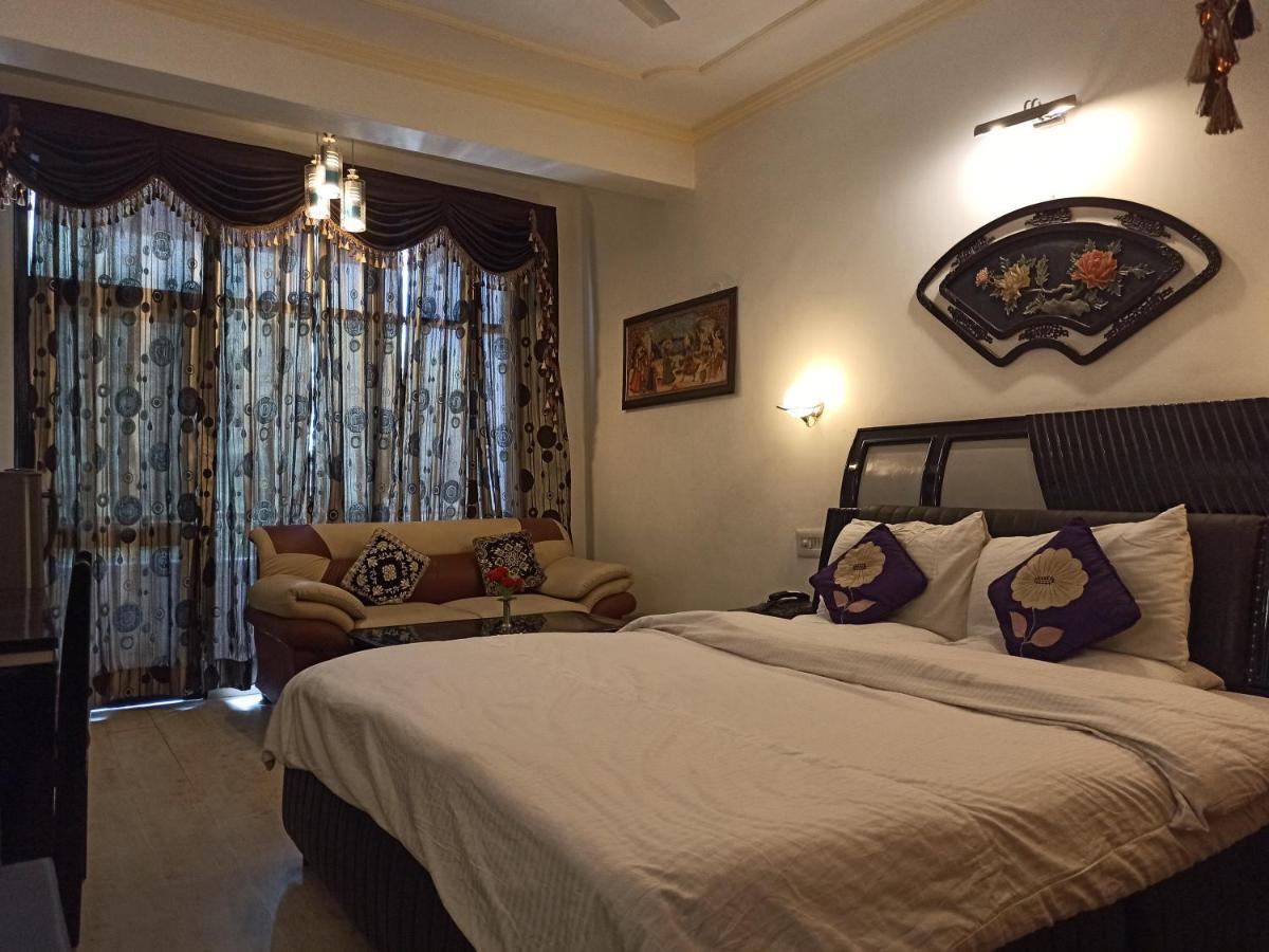 Le Grand Manali - The River Facing Hotel Экстерьер фото