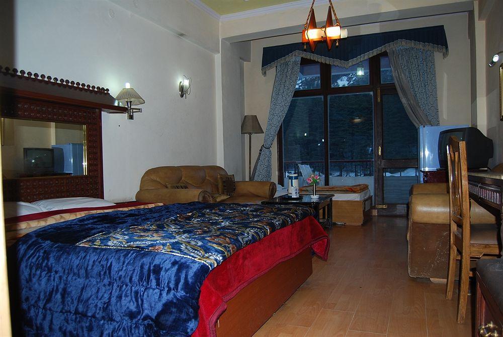 Le Grand Manali - The River Facing Hotel Экстерьер фото
