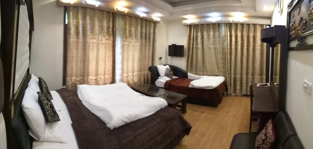 Le Grand Manali - The River Facing Hotel Экстерьер фото