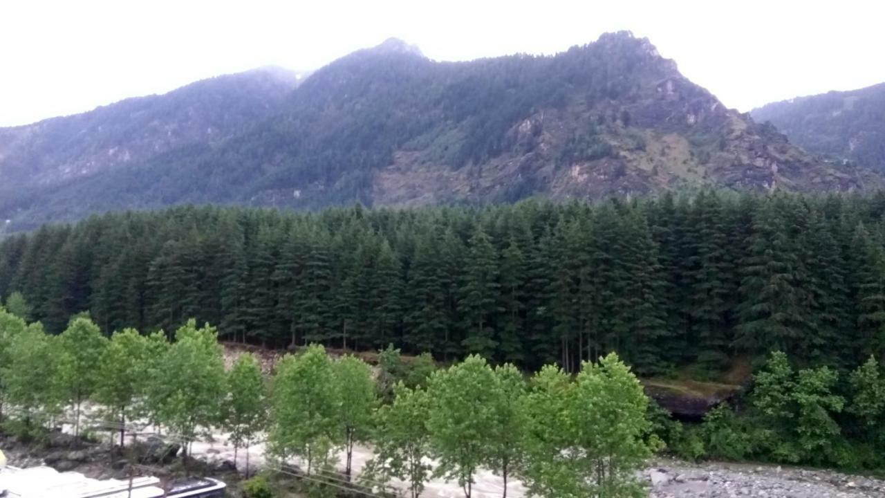 Le Grand Manali - The River Facing Hotel Экстерьер фото